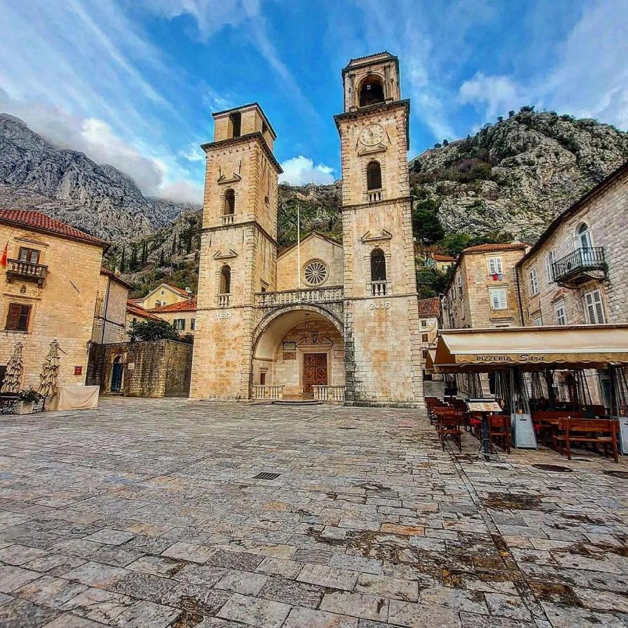 Old Town Boskovic Apartment Kotor Eksteriør billede
